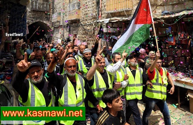  فيديو: رغم عراقيل الاحتلال المسيرة من حيفا للاقصى تصل الاقصى والمشاركون يسجدون شكرا لله  